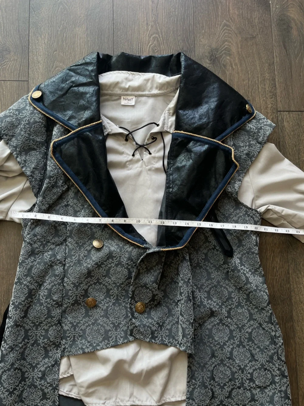 Spirit Halloween Pirate Costume - Picture 7 of 15